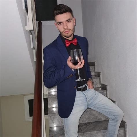 chaperos granada|Contactos Gay en España Hombre busca hombre